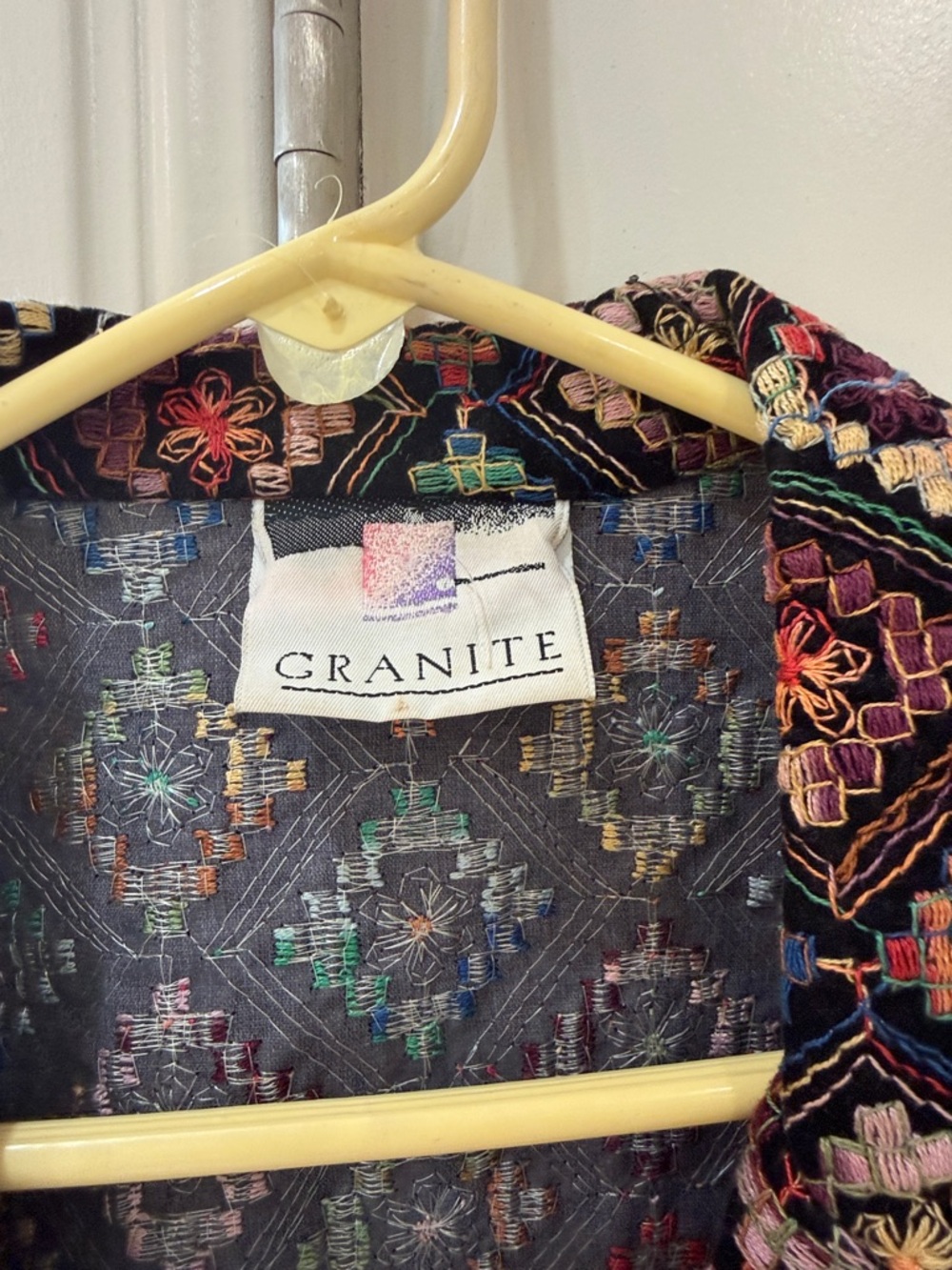Granite Multicolor Embroidered Cropped Jacket - Women - Picture 2 of 6
